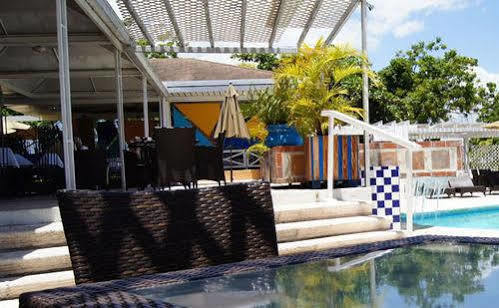 Visa Lodge Πορτ-ο-Πρενς Εξωτερικό φωτογραφία